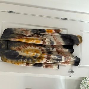 Long sleeve 100% cashmere tye die duster.